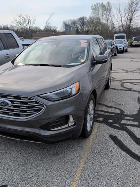 Gray Metallic 2024 Ford Edge Titanium
