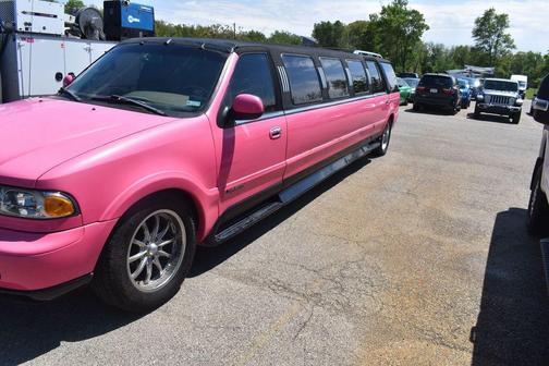 Pink 1998 Lincoln Navigator
