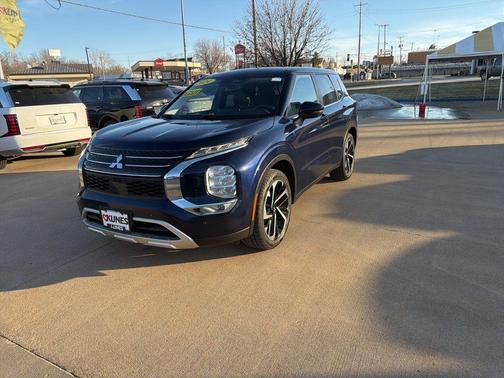 2024 Mitsubishi Outlander 