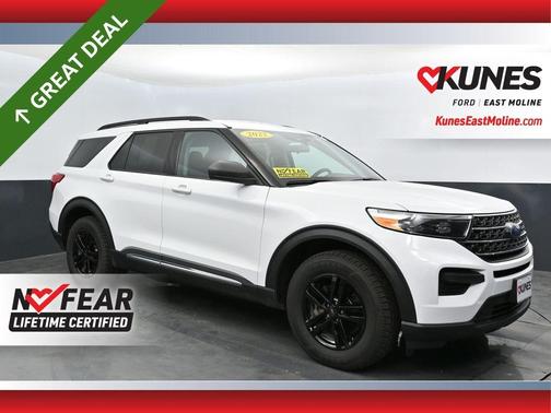 White 2022 Ford Explorer XLT