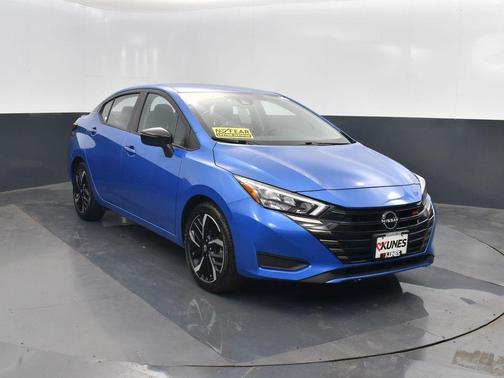 2024 Nissan Versa 1.6 SR