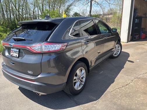 Magnetic 2018 Ford Edge SEL