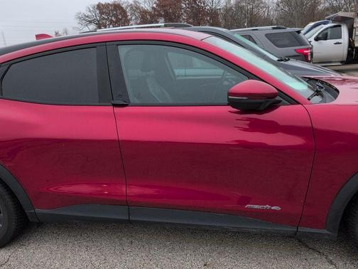 2021 Ford Mustang Mach-E Select