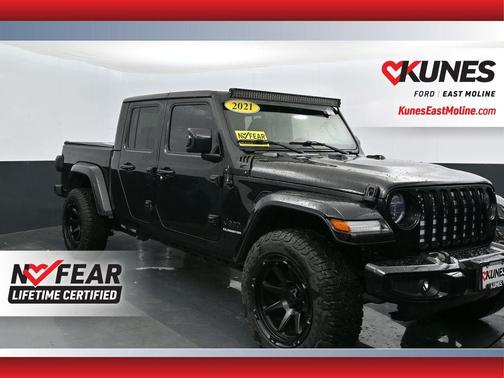2021 Jeep Gladiator Overland