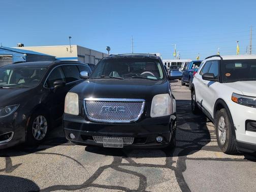 2008 GMC Yukon XL 1500 Denali