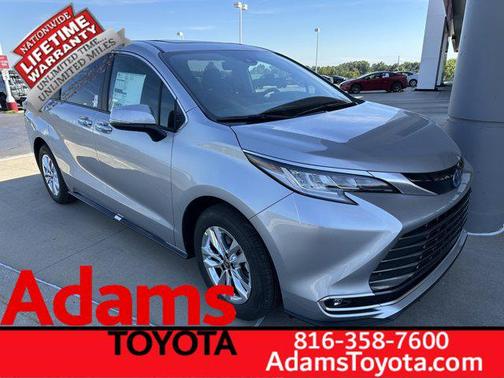 2025 Toyota Sienna Limited 7-Passenger