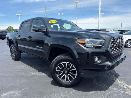 Black 2023 Toyota Tacoma TRD Sport