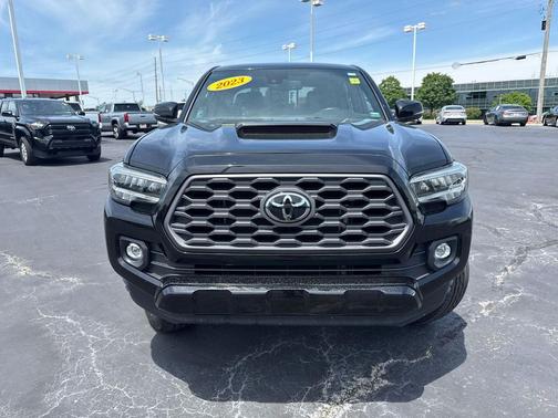 Black 2023 Toyota Tacoma TRD Sport