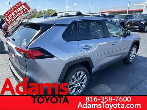 2025 Toyota RAV4 XLE Premium