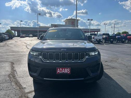 2023 Jeep Grand Cherokee Laredo