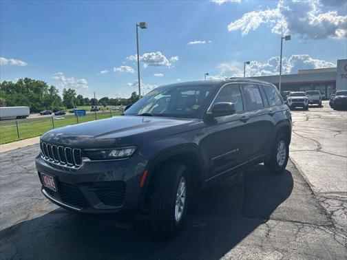 2023 Jeep Grand Cherokee Laredo