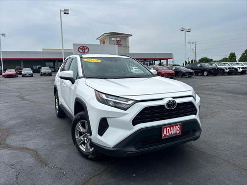 2023 Toyota RAV4 XLE