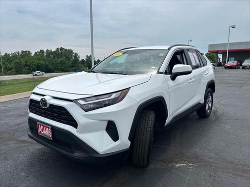 2023 Toyota RAV4 XLE