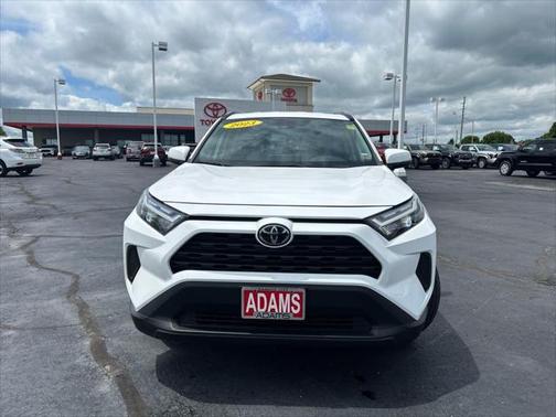 2023 Toyota RAV4 XLE