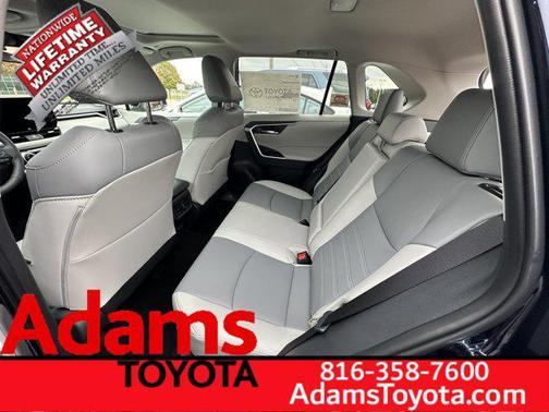 2025 Toyota RAV4 XLE Premium