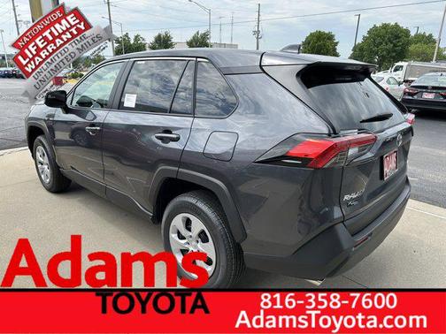 2025 Toyota RAV4 LE