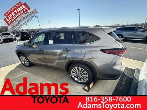 Heavy Metal 2026 Toyota Highlander Hybrid Platinum