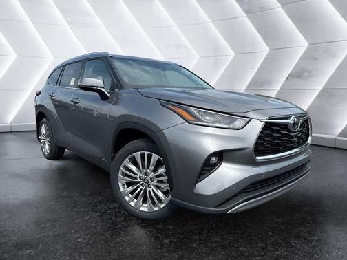 Heavy Metal 2026 Toyota Highlander Hybrid Platinum