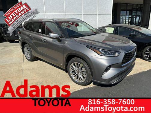 Heavy Metal 2026 Toyota Highlander Hybrid Platinum