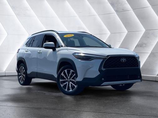 2022 Toyota Corolla Cross XLE