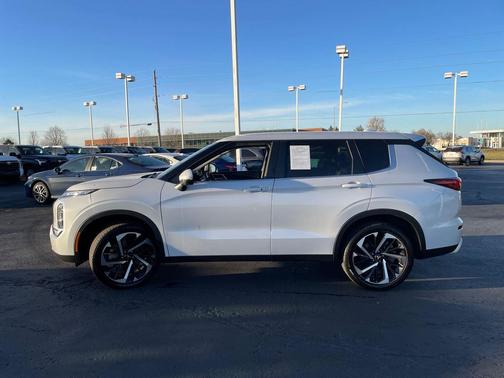 2023 Mitsubishi Outlander SE 2.5 S-AWC