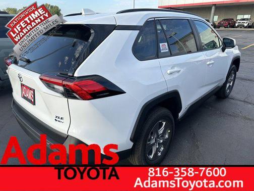 2025 Toyota RAV4 Hybrid XLE