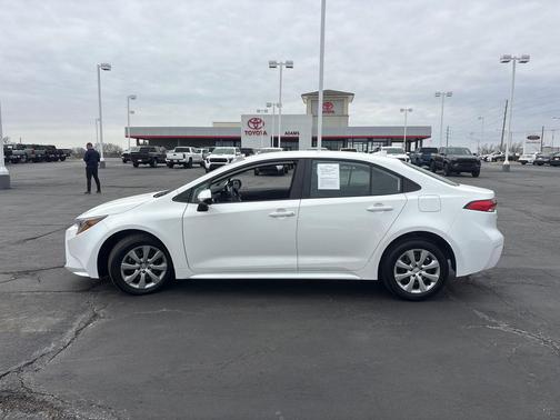 Ice Cap 2025 Toyota Corolla LE