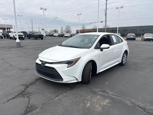 Ice Cap 2025 Toyota Corolla LE