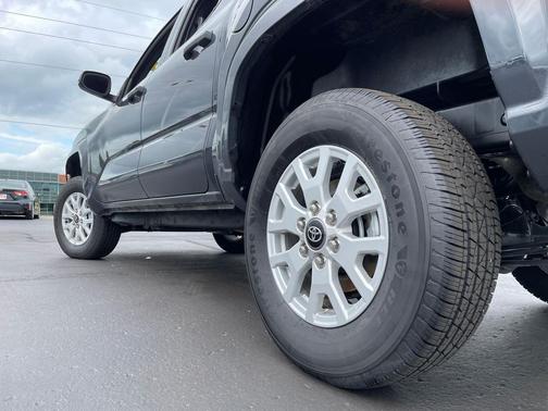 2024 Toyota Tacoma SR