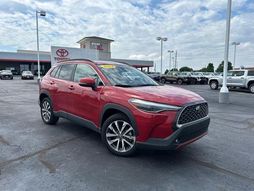 2023 Toyota Corolla Cross XLE