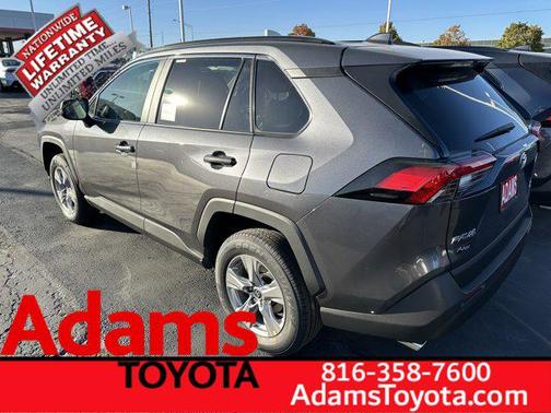 2025 Toyota RAV4 XLE