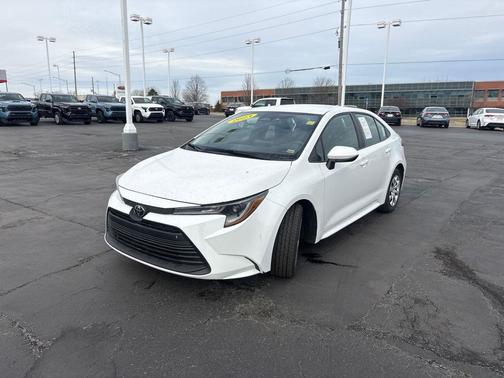 2023 Toyota Corolla LE