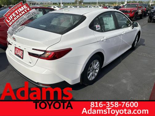 Ice Cap 2026 Toyota Camry LE