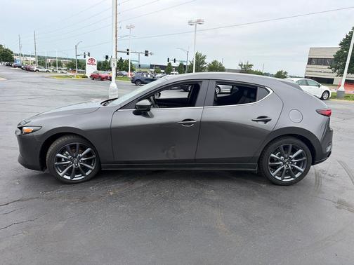 Machine Gray Metallic 2024 Mazda Mazda3 FWD w/Preferred Package