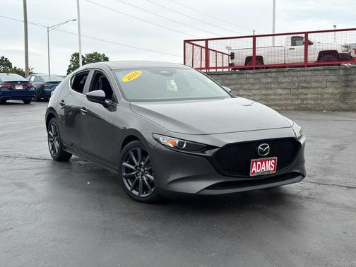 Machine Gray Metallic 2024 Mazda Mazda3 FWD w/Preferred Package