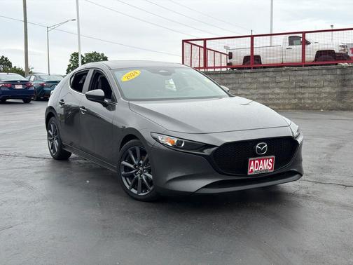 Machine Gray Metallic 2024 Mazda Mazda3 FWD w/Preferred Package