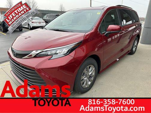 2026 Toyota Sienna XLE