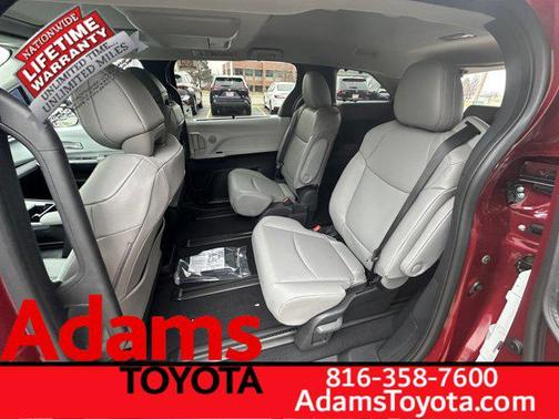 2026 Toyota Sienna XLE