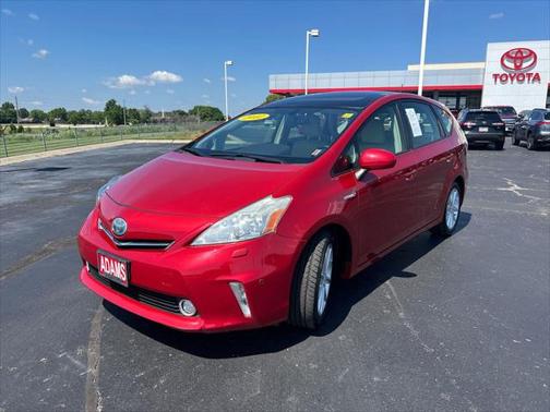 2013 Toyota Prius v Five