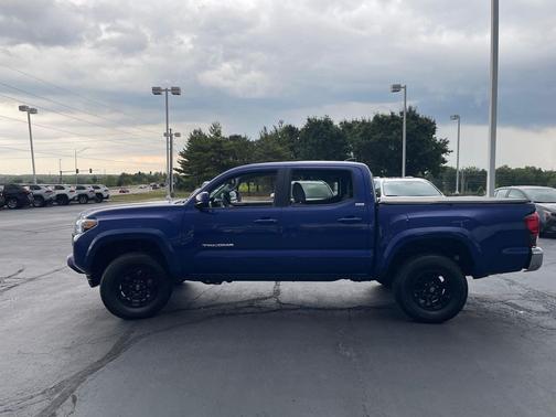 2022 Toyota Tacoma SR5