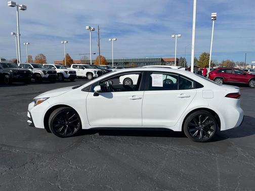 2025 Toyota Corolla XSE