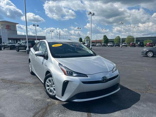 2022 Toyota Prius LE