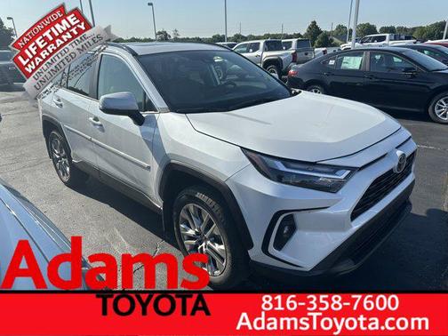 2025 Toyota RAV4 XLE Premium