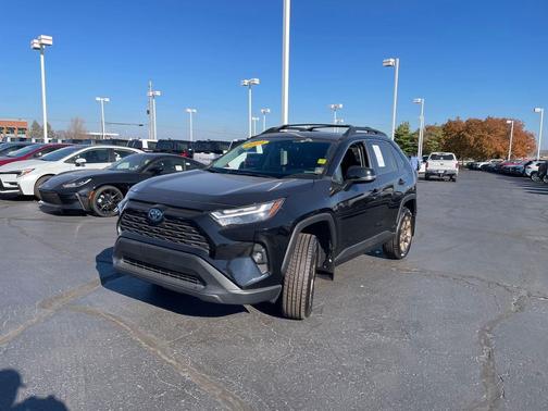 2024 Toyota RAV4 Hybrid Woodland Edition