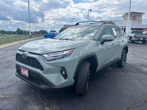 2022 Toyota RAV4 Hybrid XLE Premium