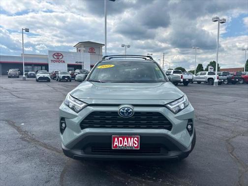 2022 Toyota RAV4 Hybrid XLE Premium