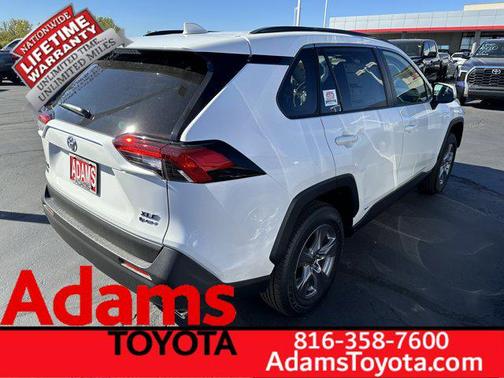 2025 Toyota RAV4 Hybrid XLE