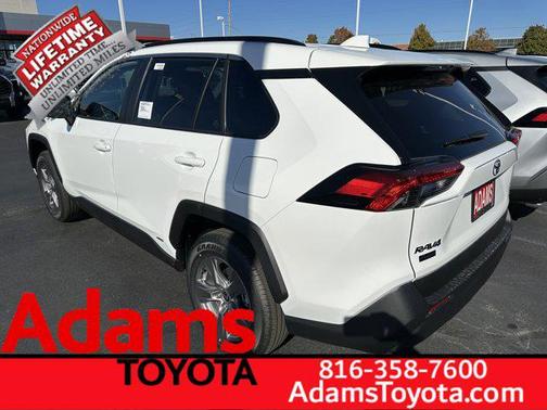 2025 Toyota RAV4 Hybrid XLE