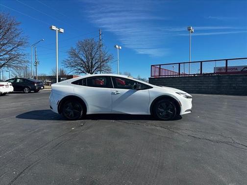 2023 Toyota Prius LE