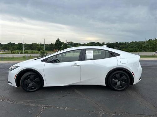 2023 Toyota Prius LE